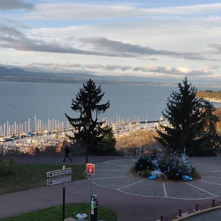 Petit Studio Hyper Centre Vue Lac Thonon-O-Phil-De-L-Eau Exterior foto